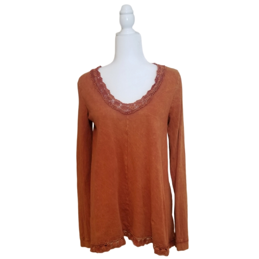 SOLD——-Altar'd State Tunic with floral embroidered trim